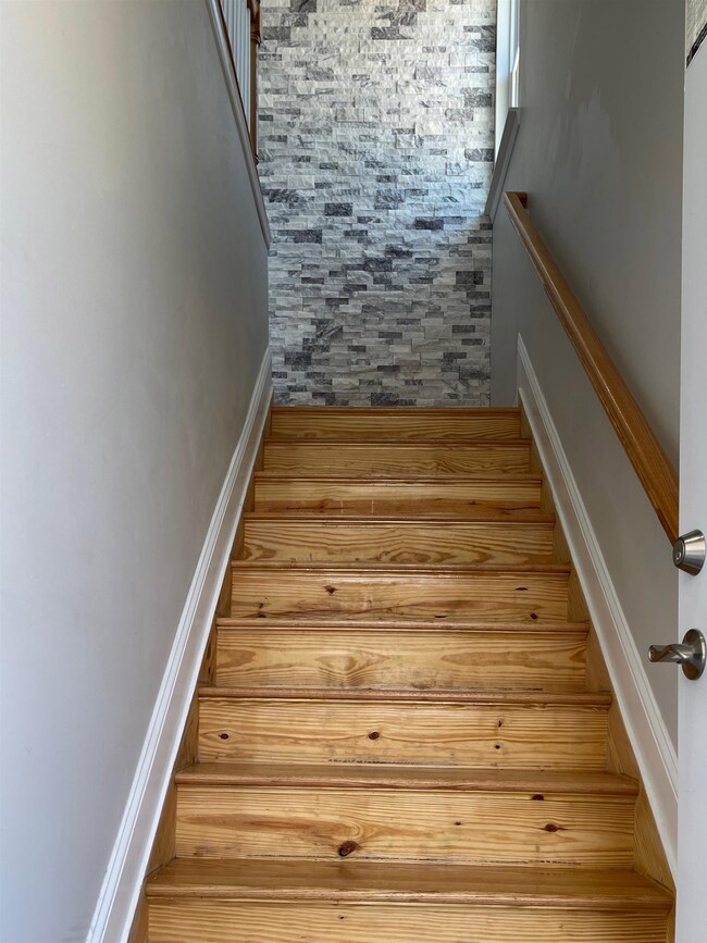 26 Edwin Place unit 2nd Floor, Newark, NJ 07112 - photo 2