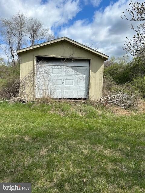 1519 Middletown Rd, Glen Mills, PA 19342 - photo 4