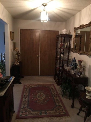foyer/front doors