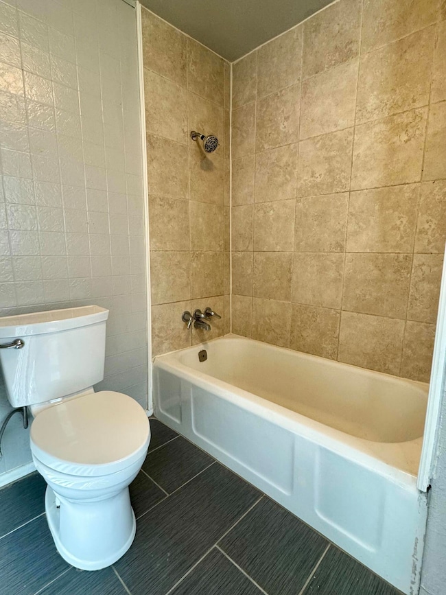 2107 14th St unit B, Lubbock, TX 79401 - photo 5