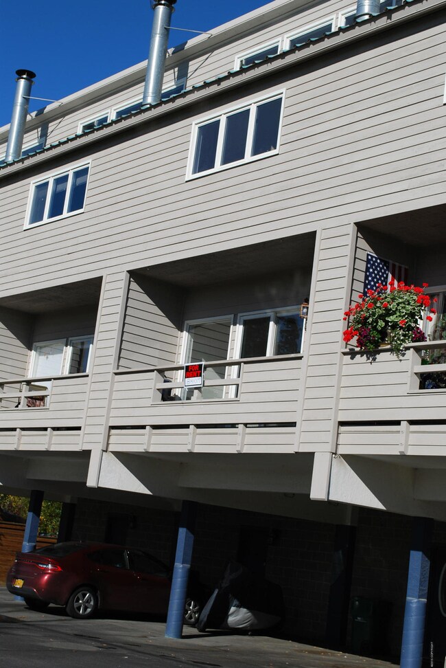 1072 E Westpoint Dr unit 3, Wasilla, AK 99654 - photo 5