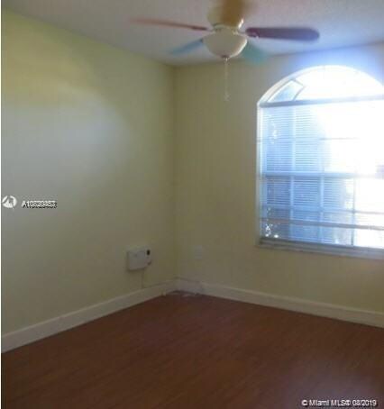 11282 NW 50th Terrace, Doral, FL 33178 - photo 4