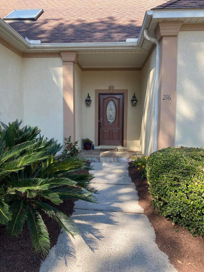 216 WINGED ELM CIRCLE FRONT ENTRANCE V2