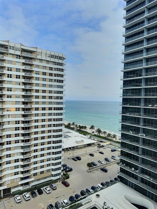 Parker Plaza Estates unit 1626, Hallandale Beach, FL 33009 - photo 4