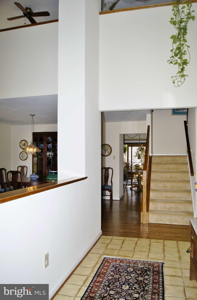 7542 Weather Worn Way, Columbia, MD 21046 - photo 4