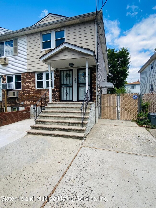 1041 Rathbun Ave unit 1, Staten Island, NY 10309 - photo 2