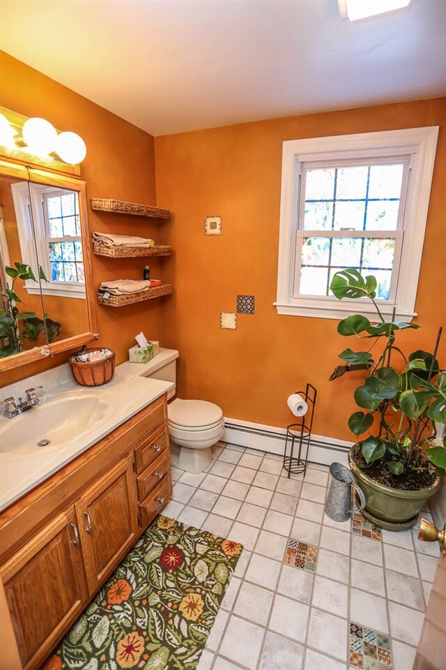 214 Walnut Hill Ave, Manchester, NH 03104 - photo 2