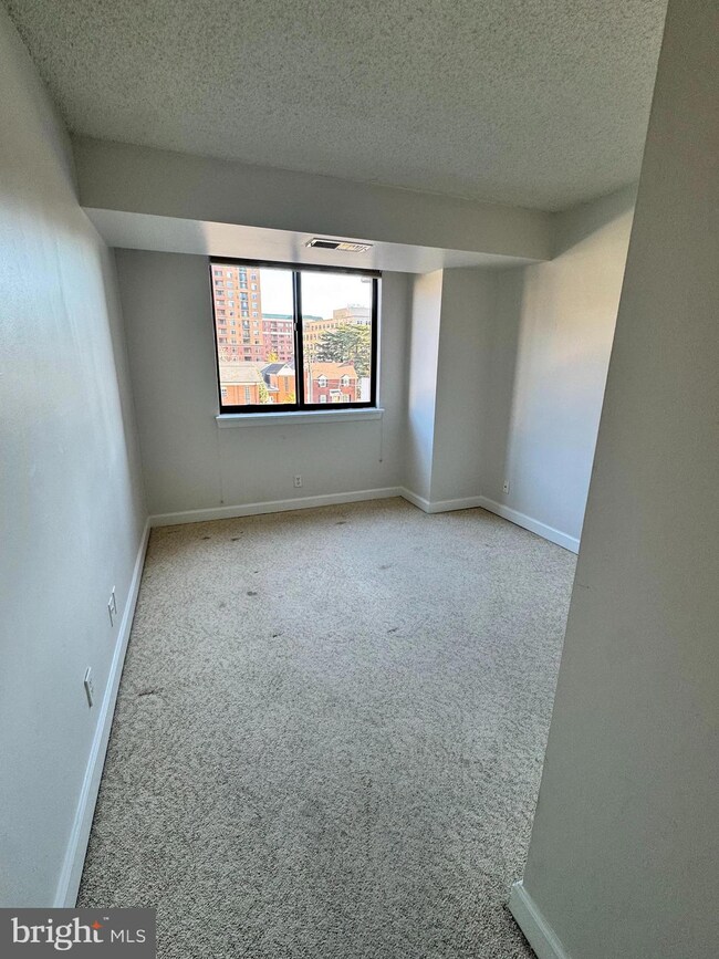 Tower Villas unit 104, Arlington, VA 22203 - photo 6
