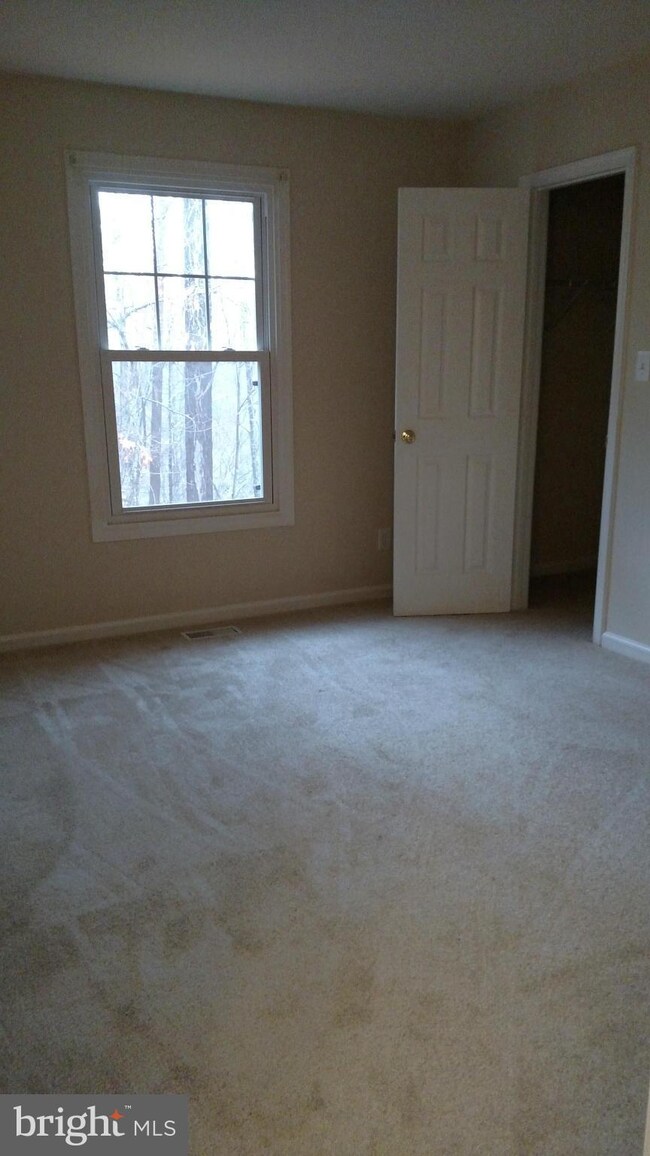 10721 Cobblestone Dr, Spotsylvania, VA 22553 - photo 6