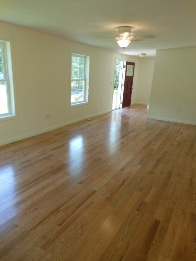 84 Corn Hill Rd, Boscawen, NH 03303 - photo 7