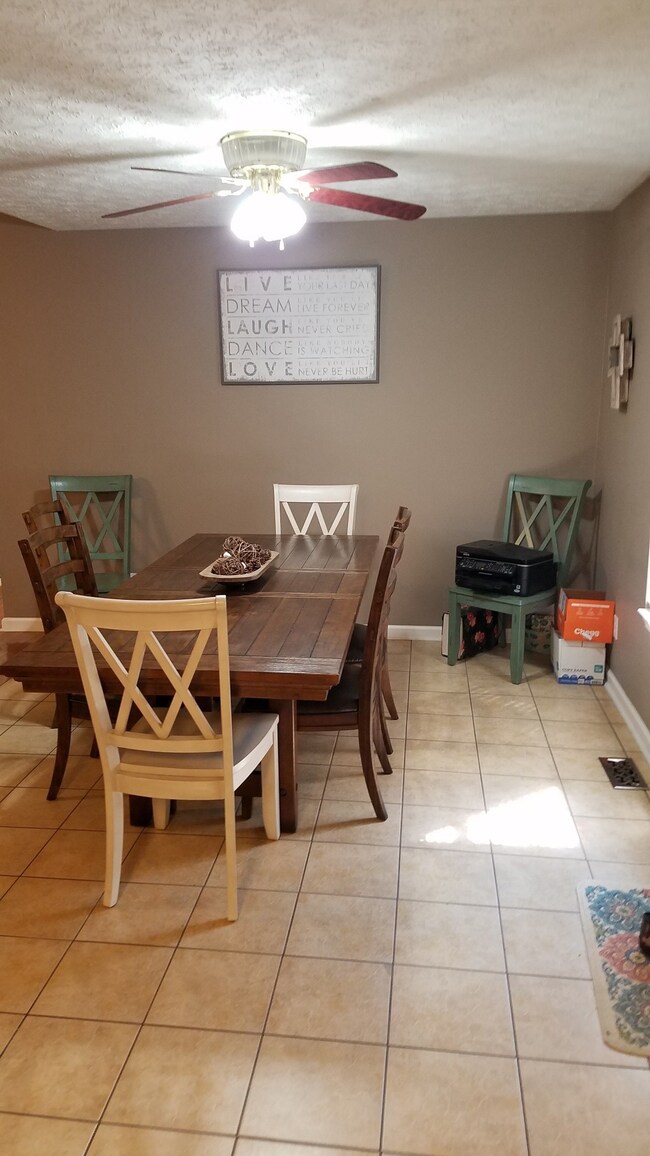 105 Idle Dr, Shelbyville, TN 37160 - photo 6