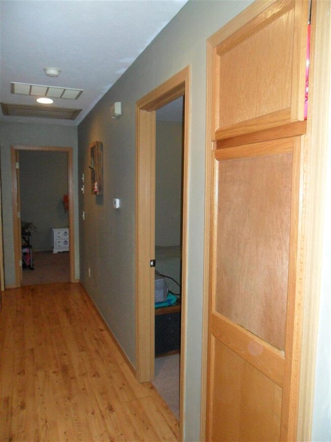 677 E Gallup Hill Rd, Nixa, MO 65714 - photo 3