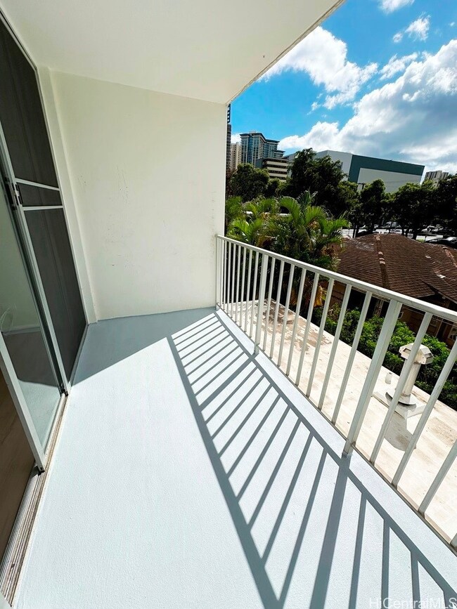 2015 Lime St unit 203, Honolulu, HI 96826 - photo 7