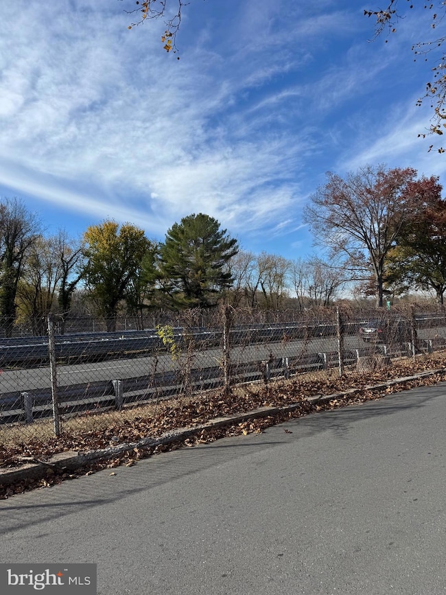 506 Riverside Ave, Trenton, NJ 08618 - photo 2