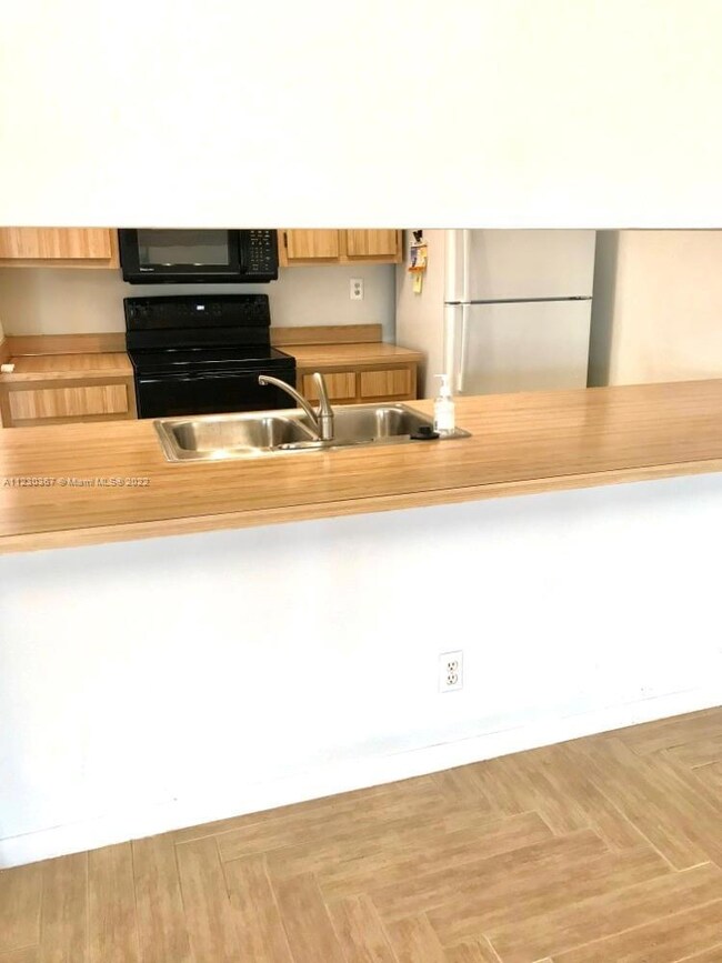 Kitchen Counter