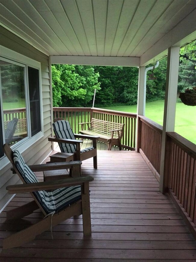 2265 W Valley Blvd, La Porte, IN 46350 - photo 5