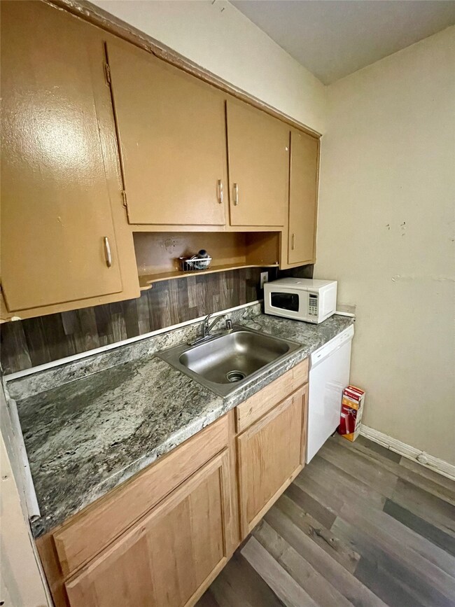 3938 Luca St, Houston, TX 77021 - photo 7