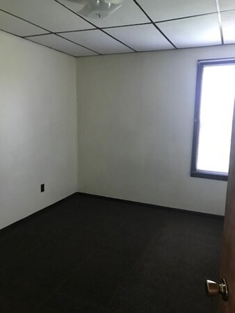 444 Center St unit 3W, Fall River, MA 02724 - photo 5