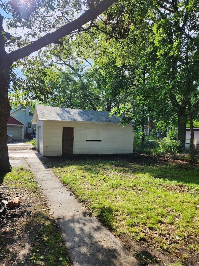 2920 Jefferson 6