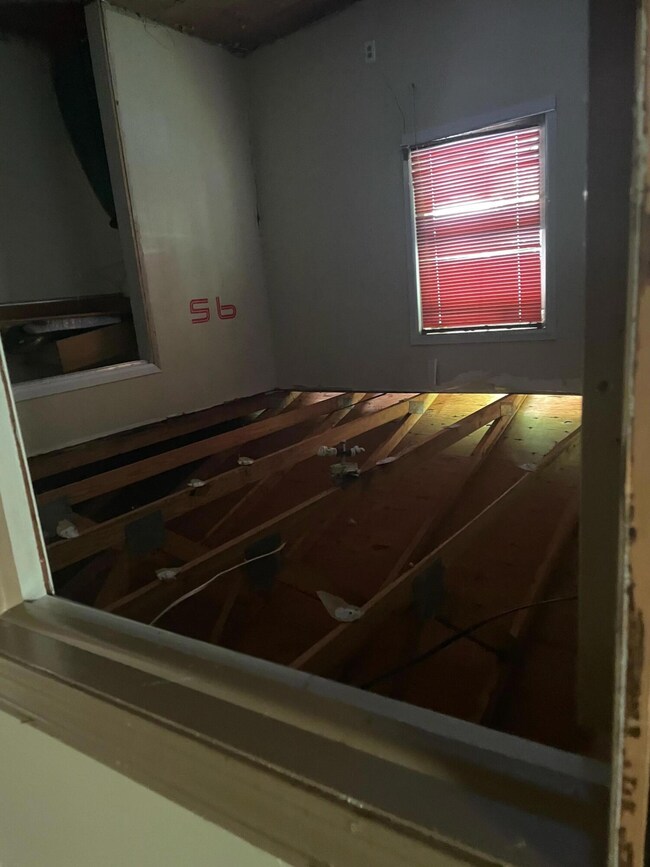 911 W Hughs St, Bolivar, MO 65613 - photo 6