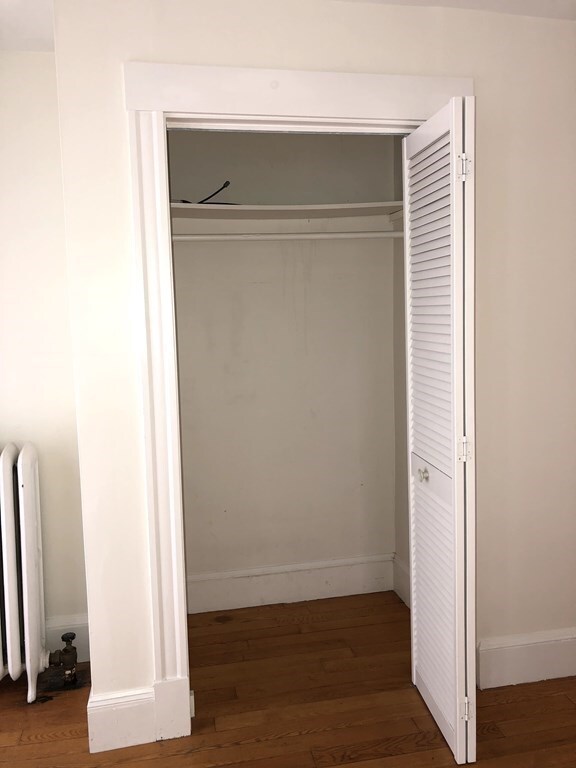 129 Raymond St unit 1, Cambridge, MA 02140 - photo 5