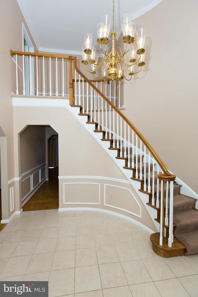 20612 Hazelnut Ct, Germantown, MD 20874 - photo 4