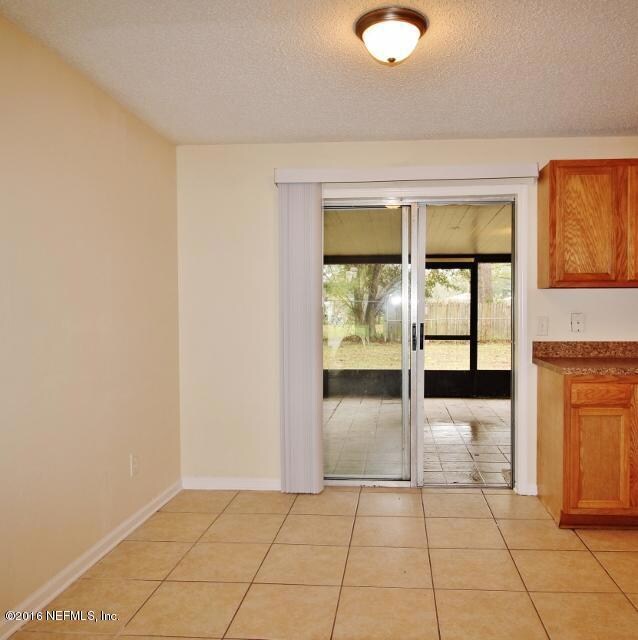 5206 Brentview Terrace, Jacksonville, FL 32210 - photo 3