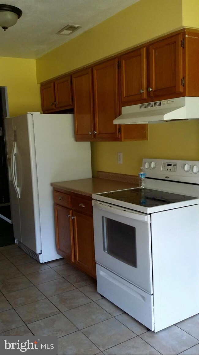 19926 Appledowre Cir, Germantown, MD 20876 - photo 5