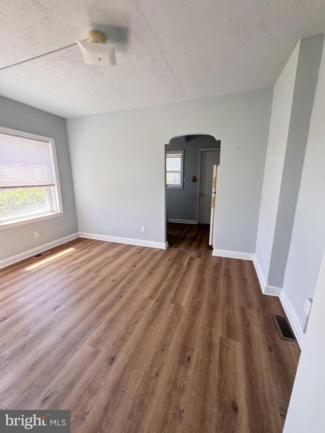 42 S Sycamore Ave unit A, Aldan, PA 19018 - photo 2