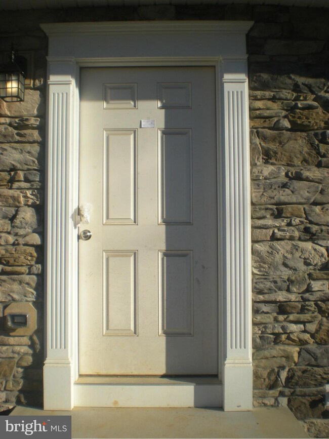 6300 Barnett Ave unit C, Sykesville, MD 21784 - photo 4