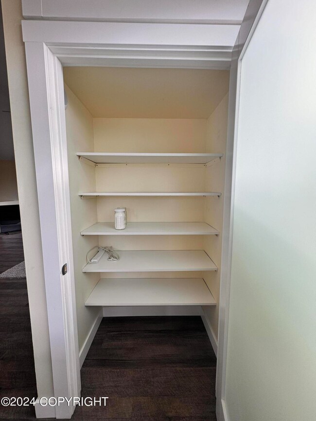 14050 Pickett St unit A, Anchorage, AK 99516 - photo 3