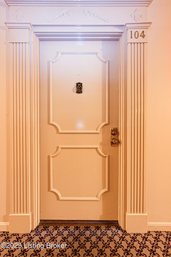 1600 Gardiner Ln unit 104B, Louisville, KY 40205 - photo 2