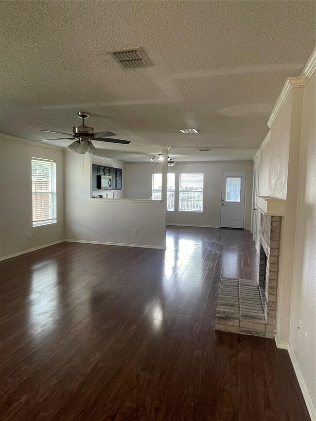 702 Claiborn Ln, Wylie, TX 75098 - photo 4