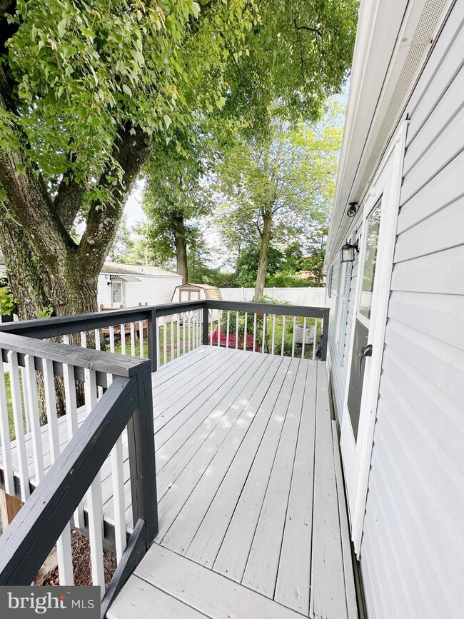 270 W Uwchlan Ave unit 68, Downingtown, PA 19335 - photo 4