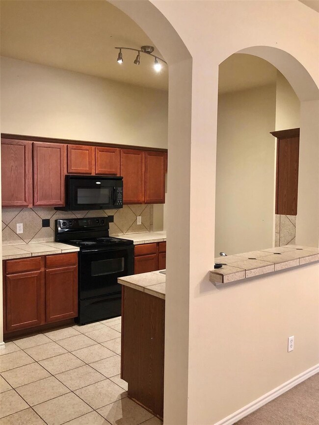 353 Schirra Ct, Lavon, TX 75166 - photo 5