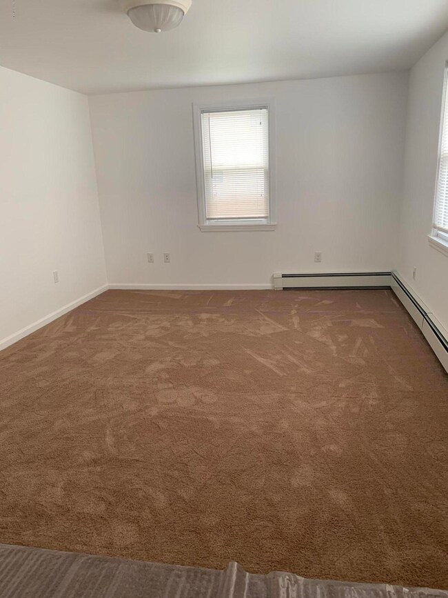 39 Pemberwick Rd, Greenwich, CT 06831 - photo 4