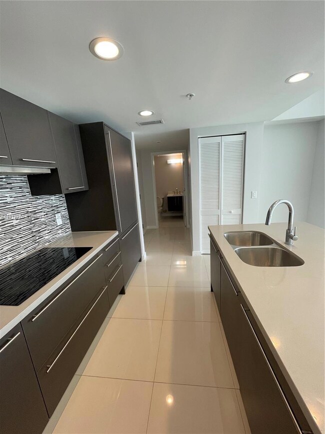 7875 NW 107th Ave unit 514, Doral, FL 33178 - photo 5