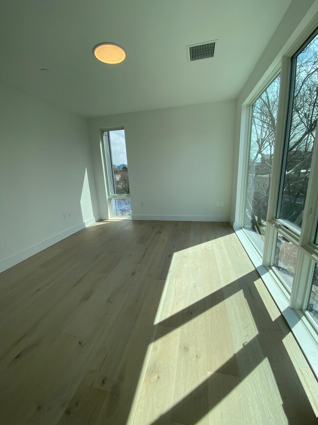 348 Baldwin Ave unit 409, Jersey City, NJ 07306 - photo 6