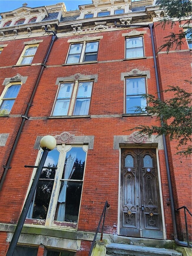 4 Eastman Terrace unit 1, Poughkeepsie, NY 12601 - photo 4