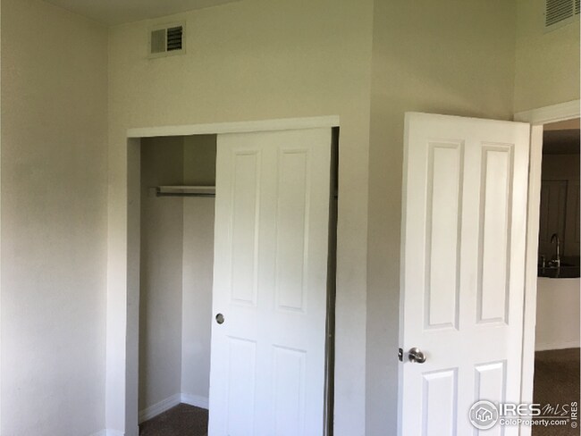 804 Summer Hawk Dr unit 5201, Longmont, CO 80504 - photo 6