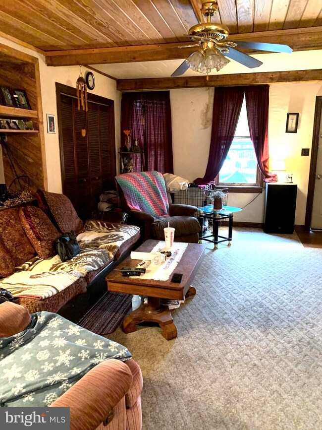 139 Bethel St, Columbia, PA 17512 - photo 2