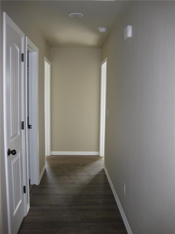 562 Costales Ln, Bethel Heights, AR 72764 - photo 6