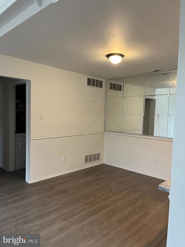 532 Shetland Ct unit 532, Sewell, NJ 08080 - photo 4