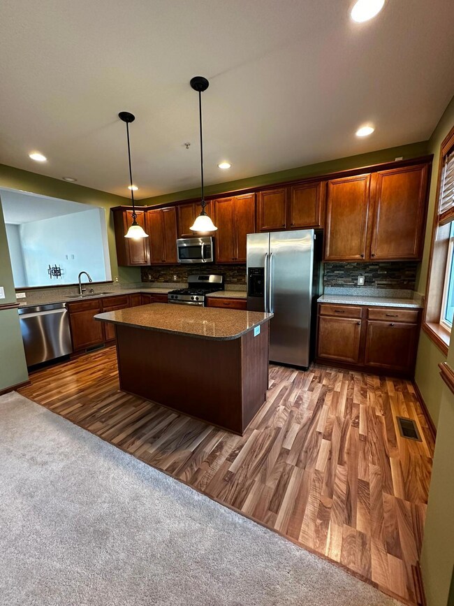 17089 72nd Ave N unit 4205, Osseo, MN 55311 - photo 3