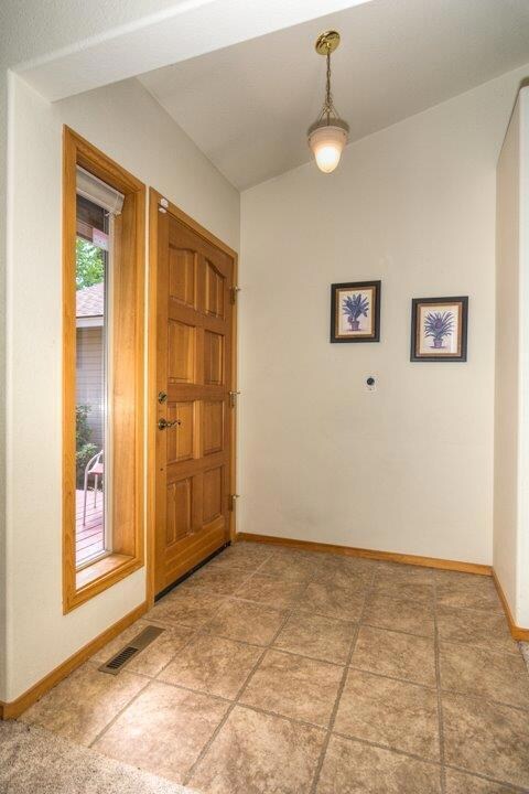 1185 SE Shadowood Dr, Bend, OR 97702 - photo 4