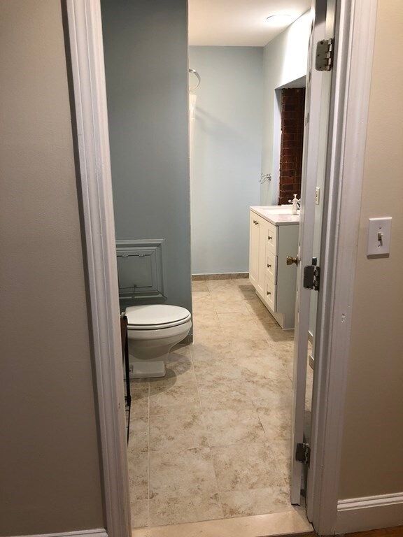 121 Salem St unit 3D, Boston, MA 02113 - photo 6