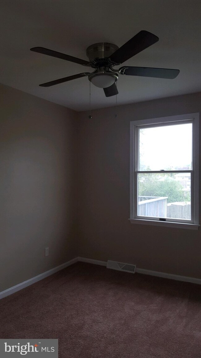 2 Merion Rd, Newark, DE 19713 - photo 5