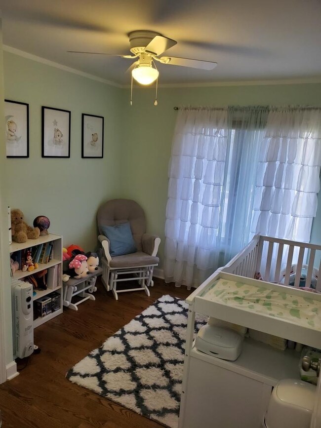 930 Camelot Dr, Crystal Lake, IL 60014 - photo 7