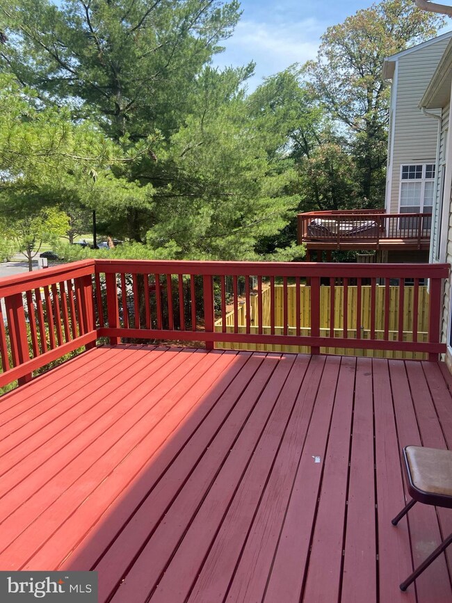 1688 White Oak Vista Dr, Silver Spring, MD 20904 - photo 3