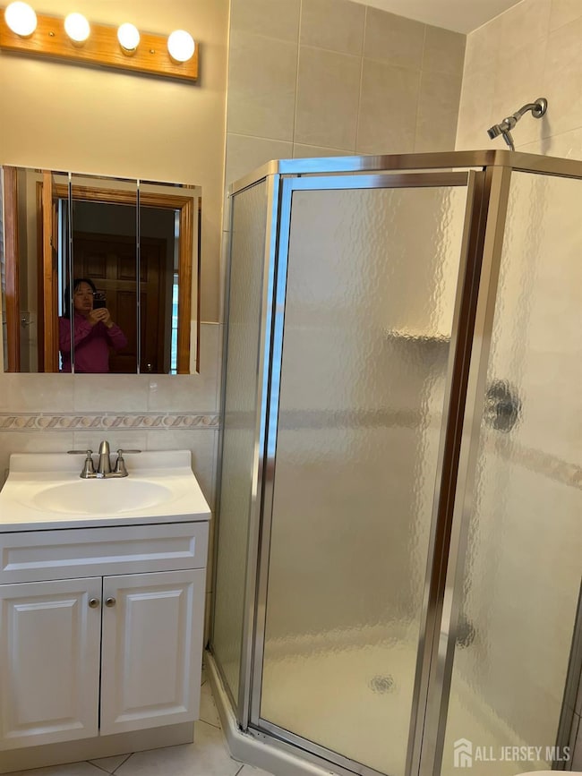 399 Park Ave, Perth Amboy, NJ 08861 - photo 5